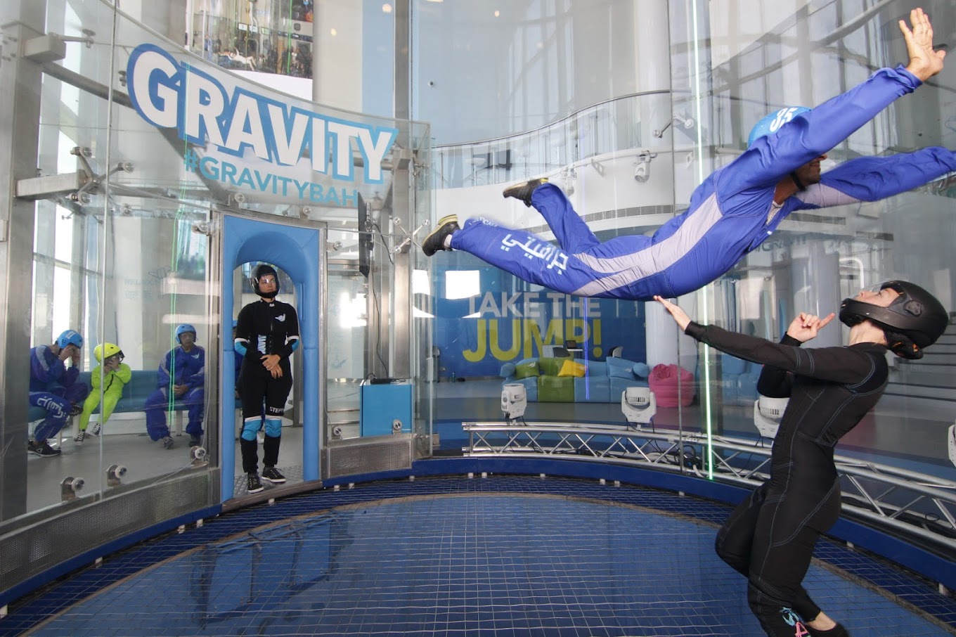 Gravity indoor skydiving