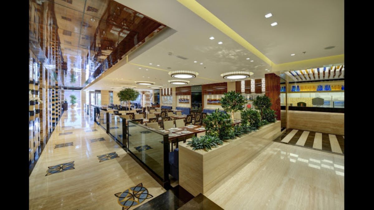 Al Safadi Restaurant - Umm Al Sheif