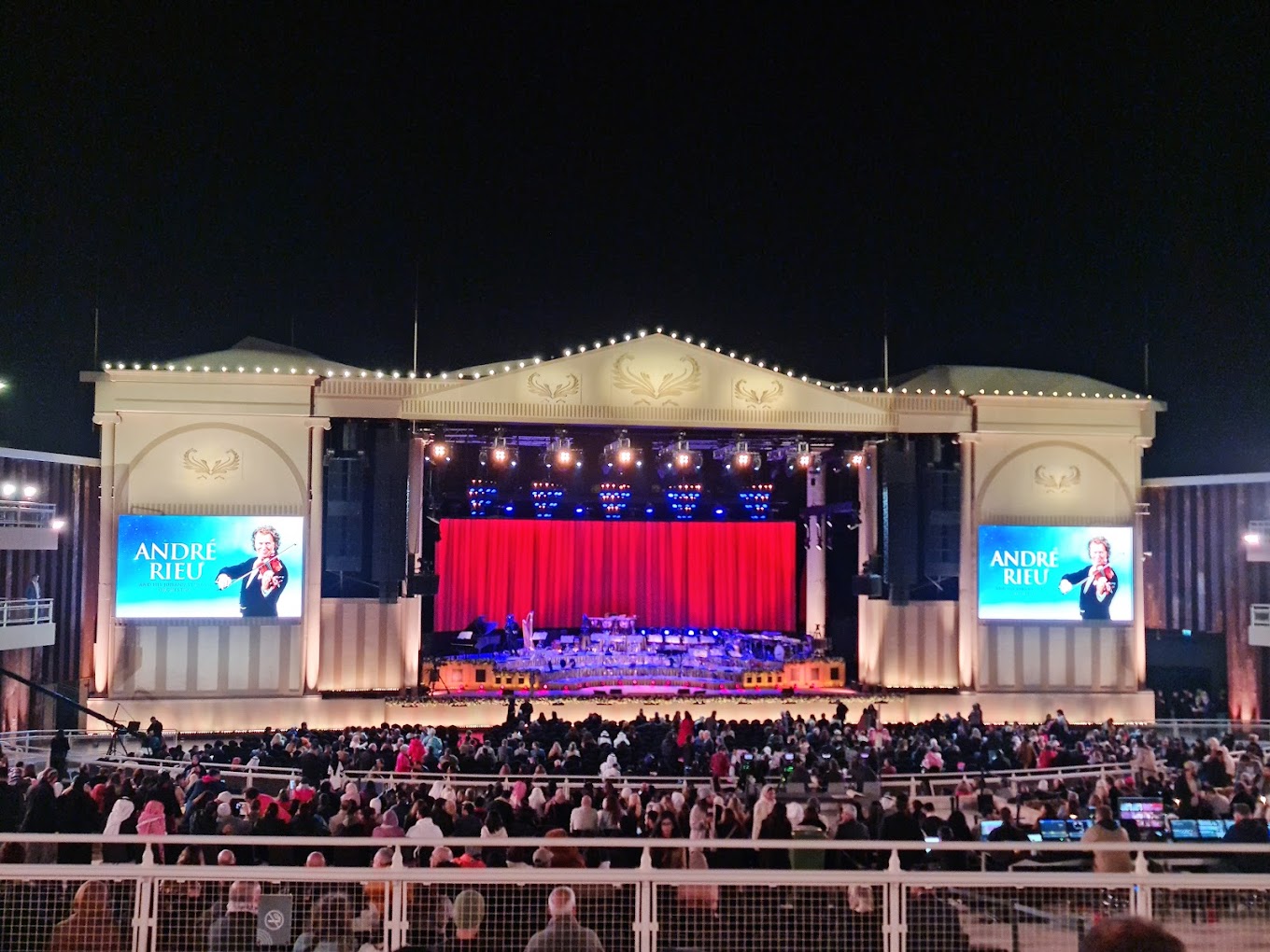 Al Dana Amphitheatre