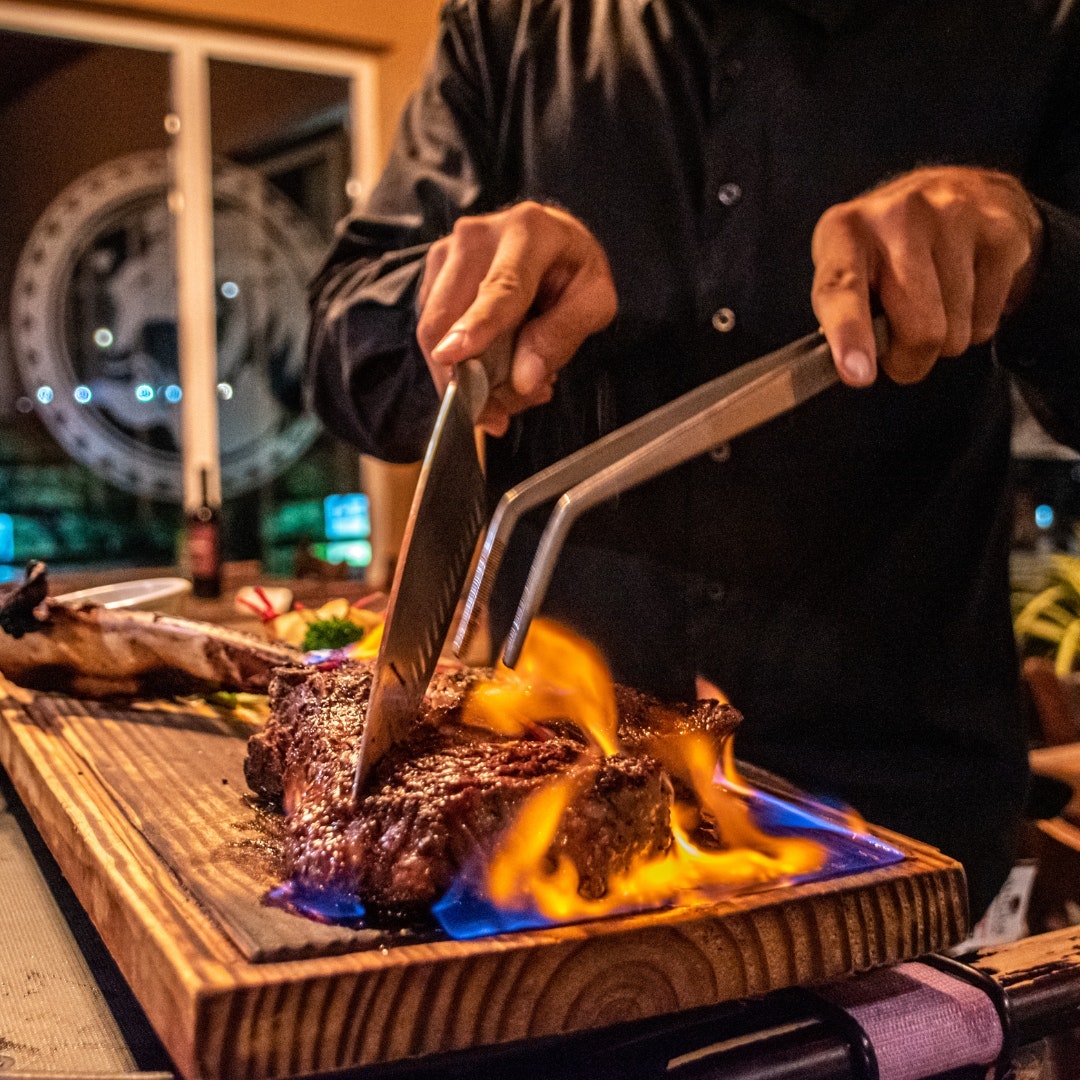 Angus Steakhouse & Bar