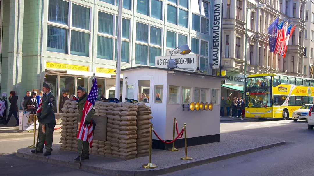 Checkpoint Charlie Museum