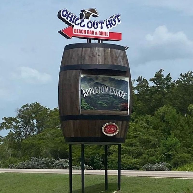 Chill Out Hut Beach Bar & Grill