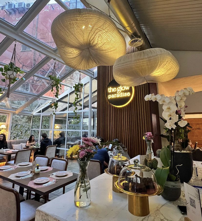 Glow Paradise