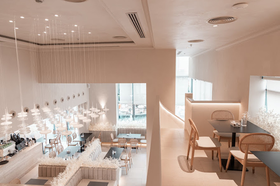 Mara Restaurant & Lounge