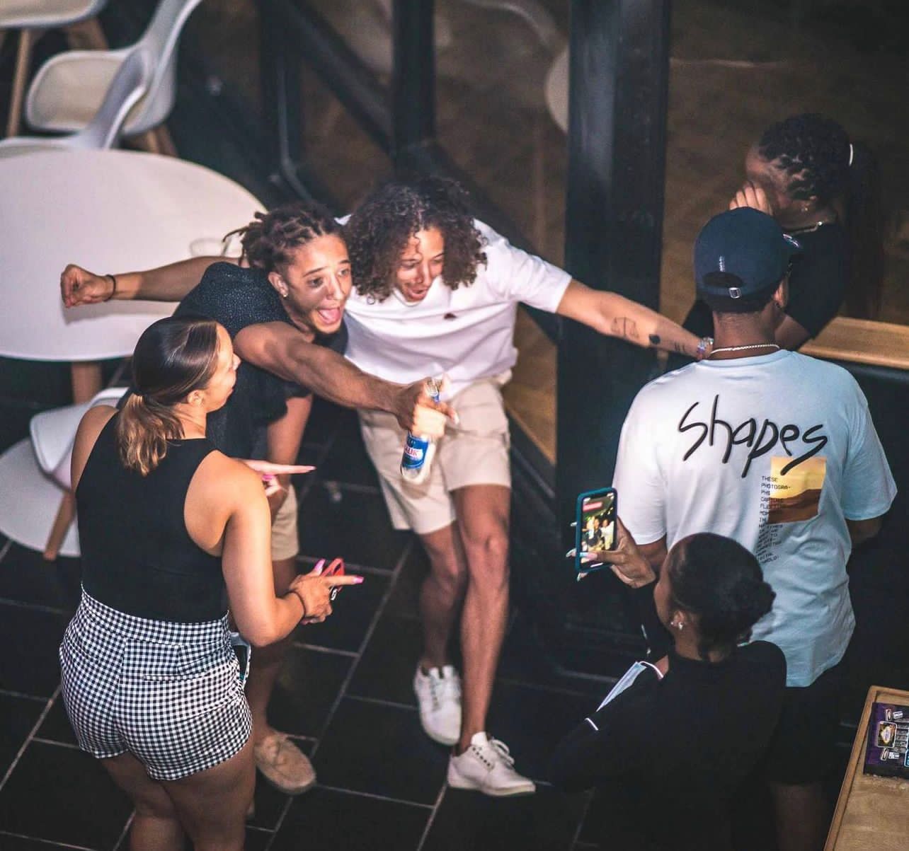 Unwnd Restaurant & Lounge