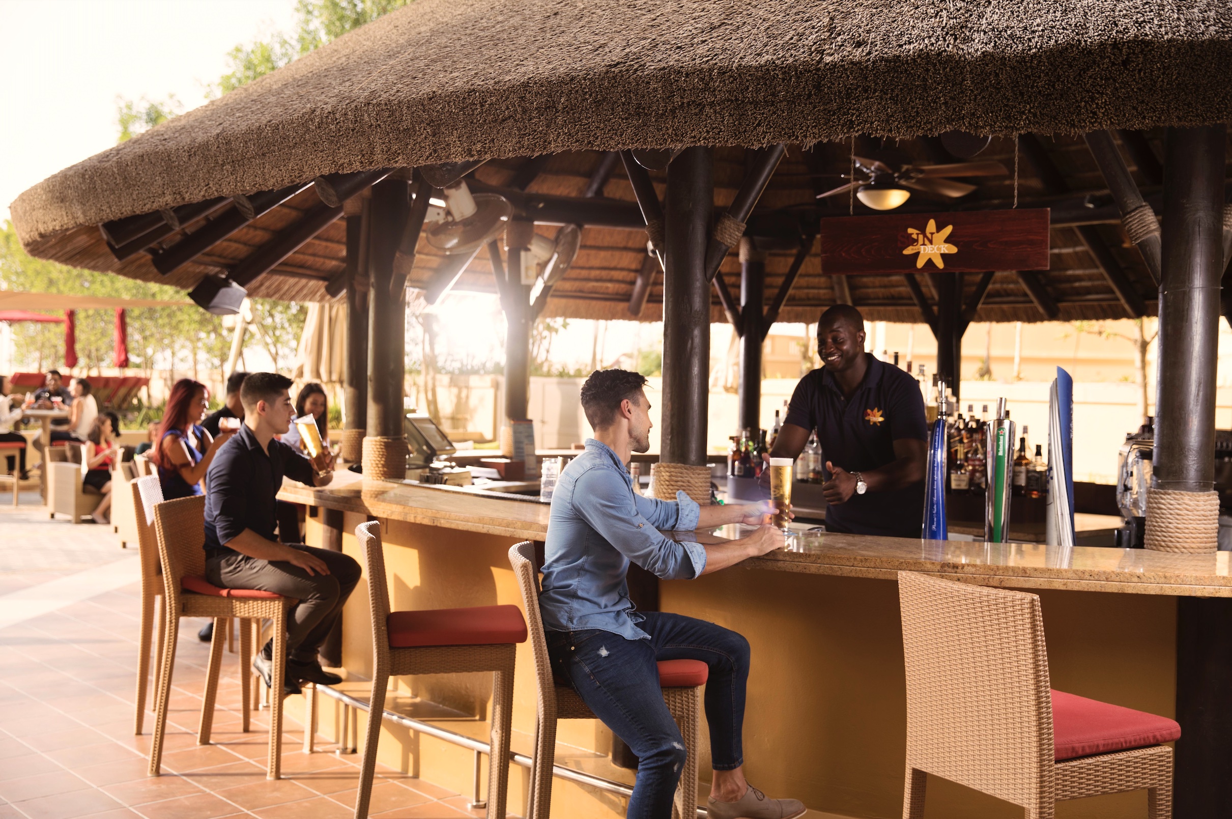 Sundeck Amwaj Rotana