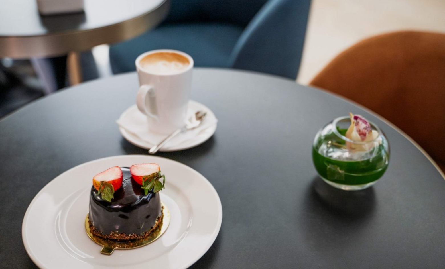 THE LOBBY CAFÉ