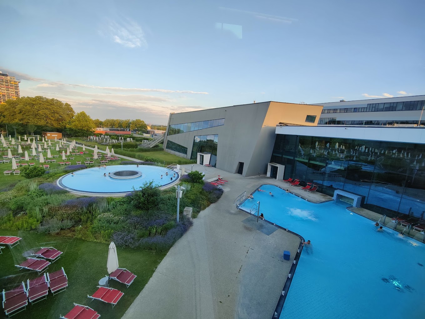 Thermal Spa Experience at Therme Wien