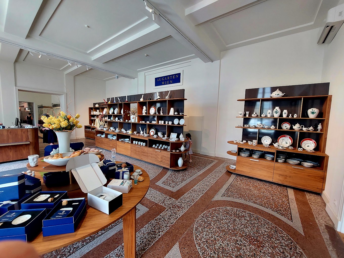 Vienna Porcelain Manufactory Augarten