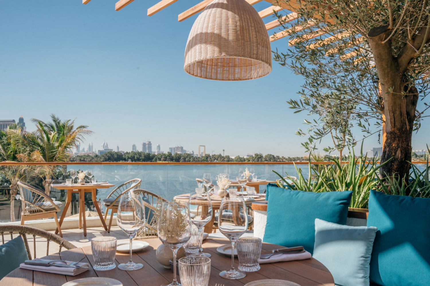 Twiggy by La Cantine