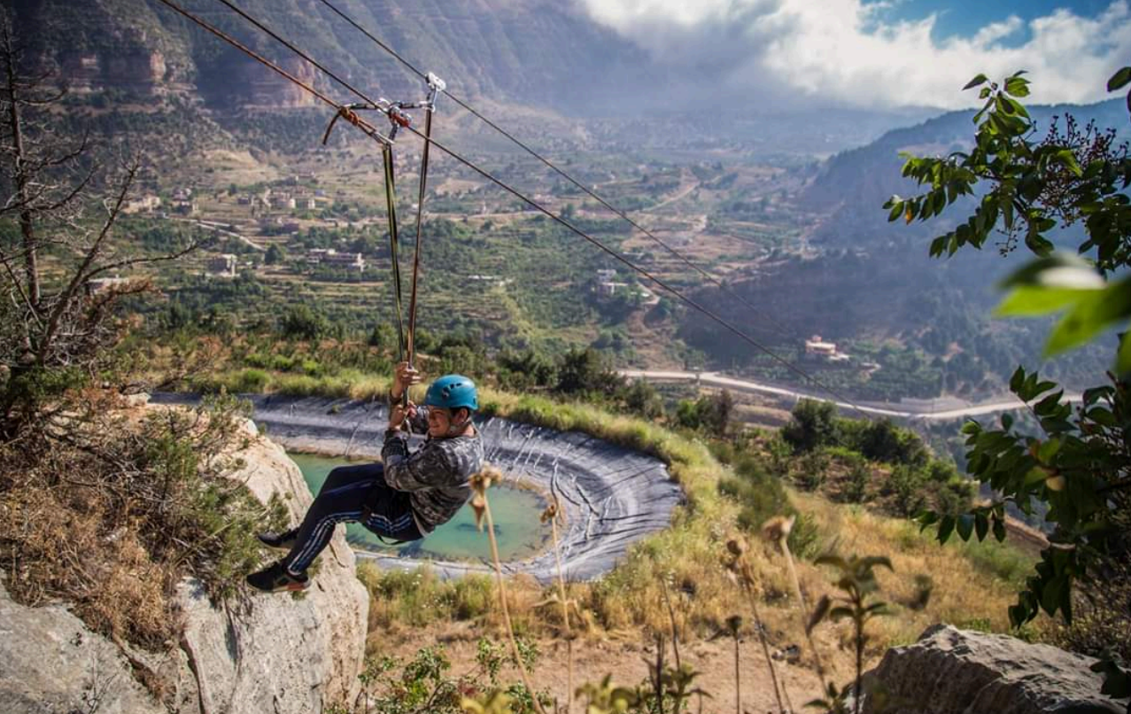 Zipline in Aaqoura